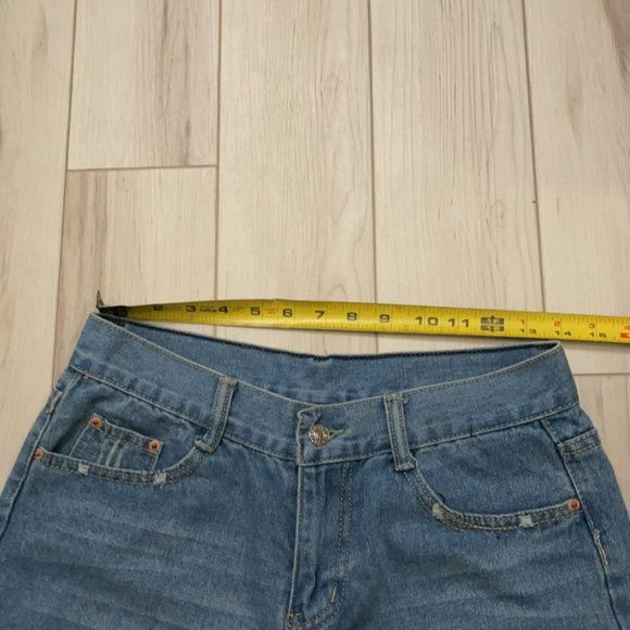 No brand Distressed straight legged jeans size 28 waist - Picture 6 of 7